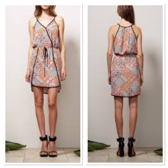 Adelyn Rae Dresses & Skirts - Adelyn Rae printed straight cut dress